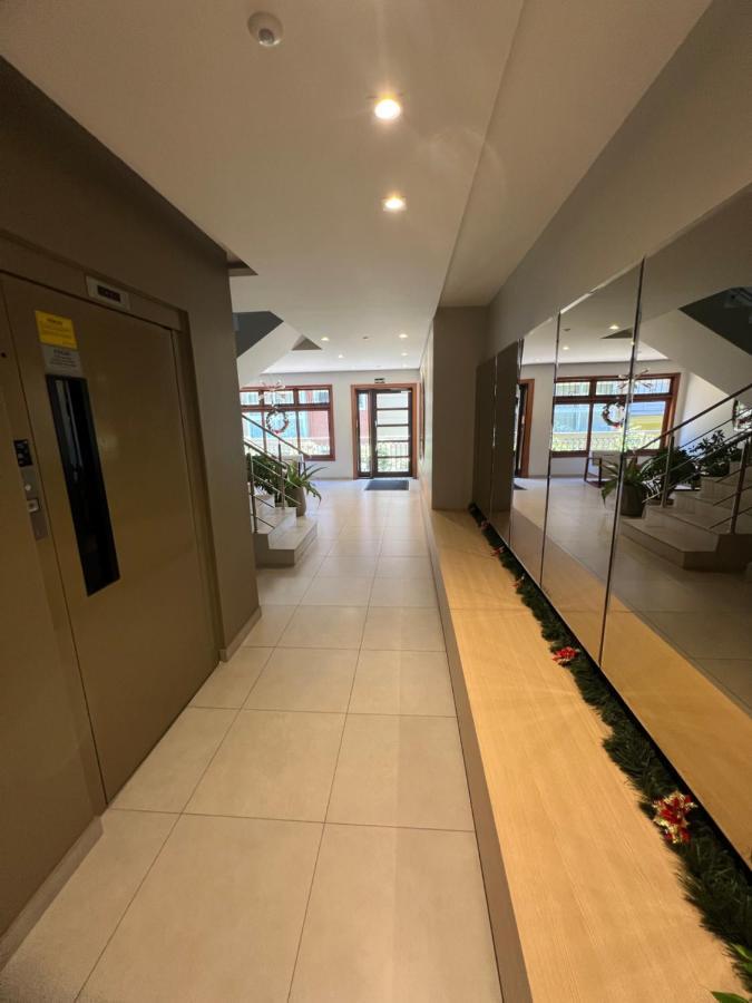 Amplo Apartamento A 200M Da Rua Coberta Apartment Gramado Luaran gambar